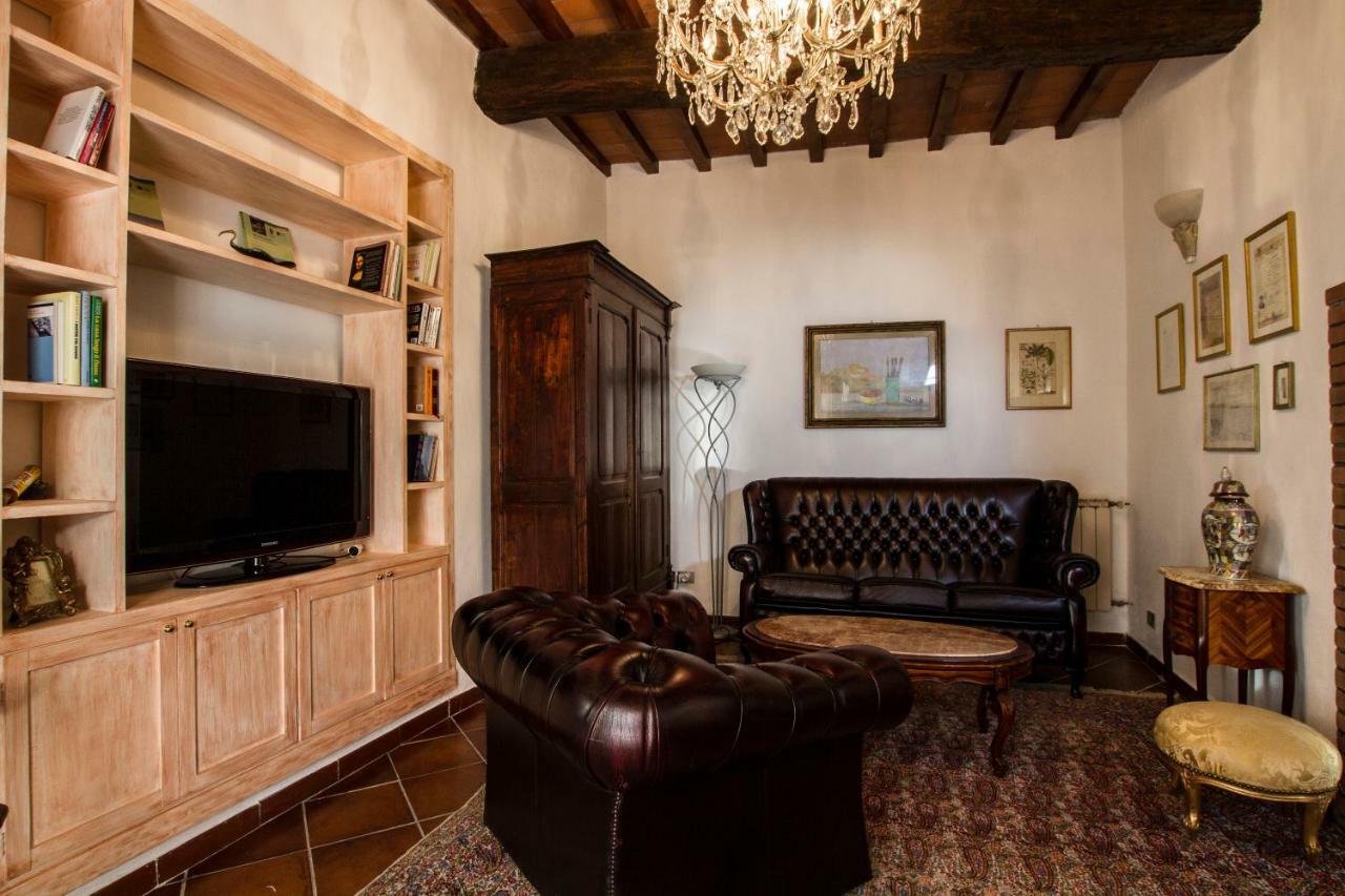 蒙泰穆尔洛Borgo Della Rocca住宿加早餐旅馆 外观 照片