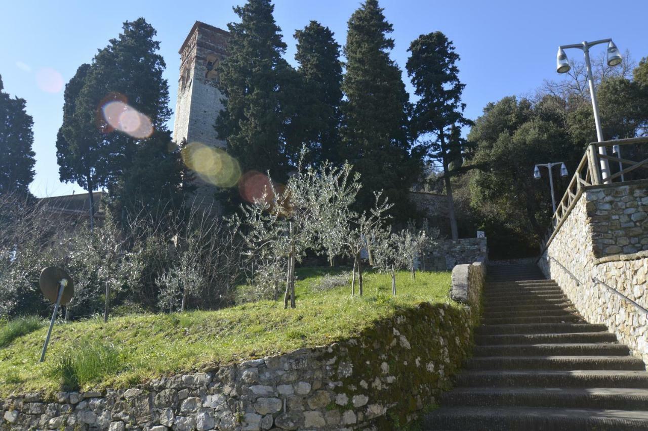 蒙泰穆尔洛Borgo Della Rocca住宿加早餐旅馆 外观 照片
