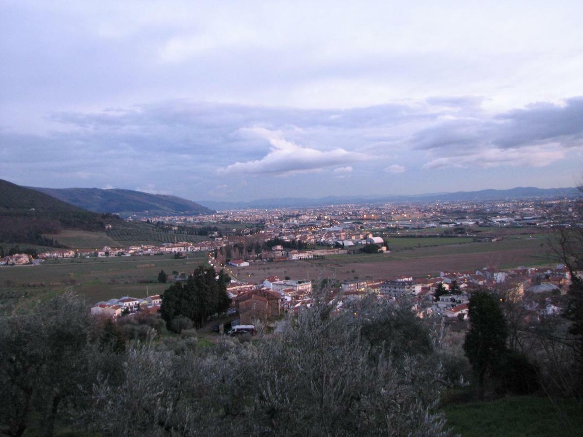 蒙泰穆尔洛Borgo Della Rocca住宿加早餐旅馆 外观 照片